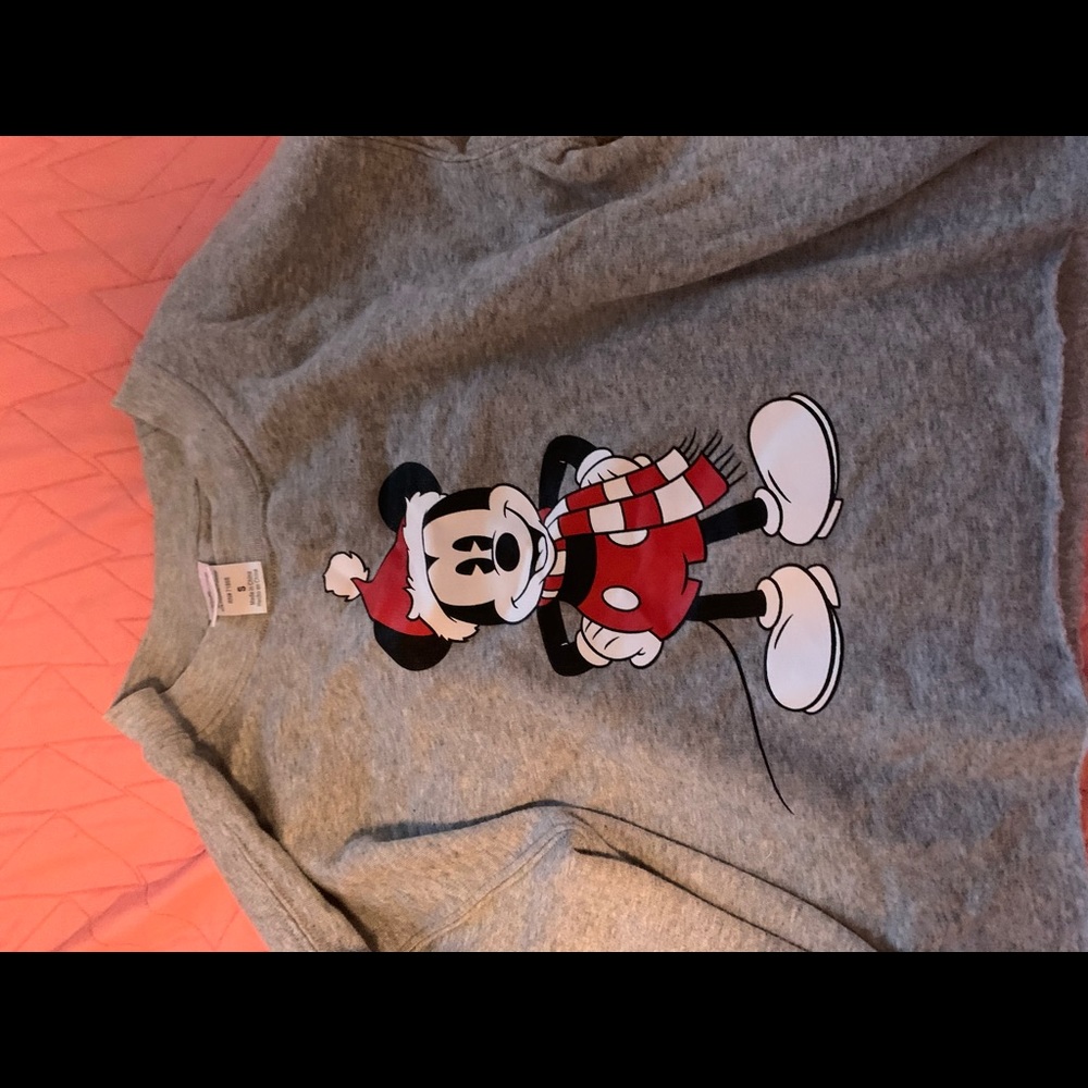 mickey mouse disney cropped sweater